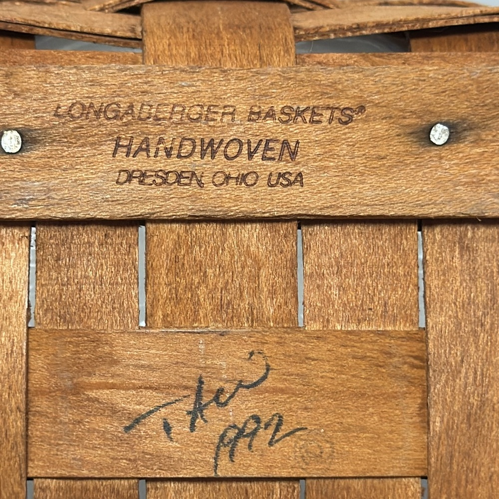 LONGABERGER BASKET & Protector. 2 Leather Handles. Vintage. Signed 1992 - Picture 5 of 5
